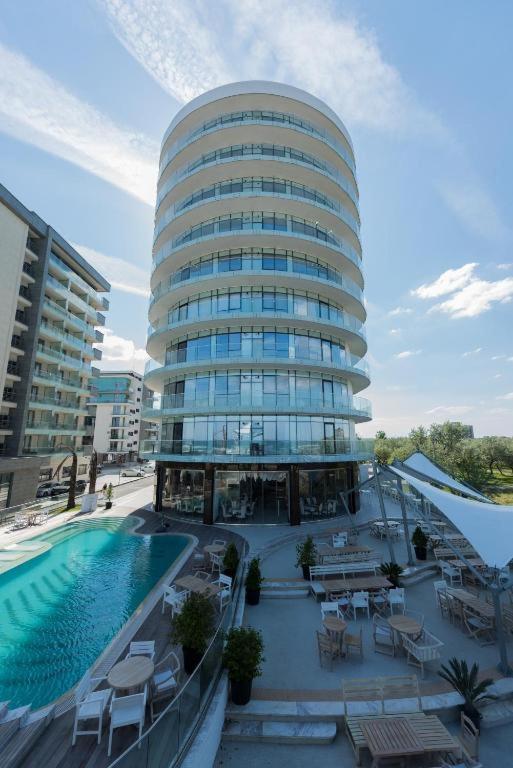 White Tower Privat 504